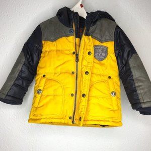 Catmini boy's size 2 winter jacket with hood in yellow, black, and faux leather.